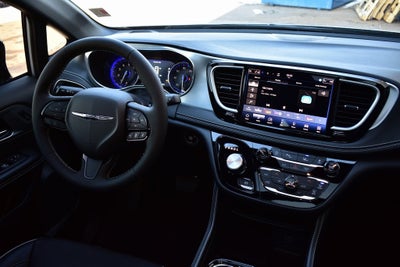 2026 Chrysler Pacifica Limited S