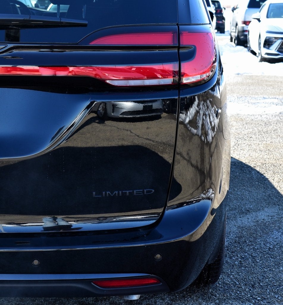 2026 Chrysler Pacifica Limited S