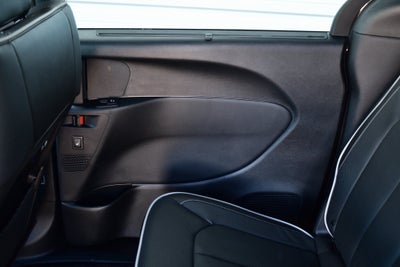 2026 Chrysler Pacifica Limited S