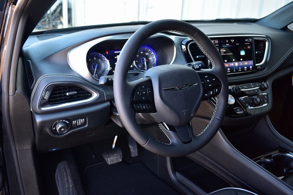 2026 Chrysler Pacifica Limited S