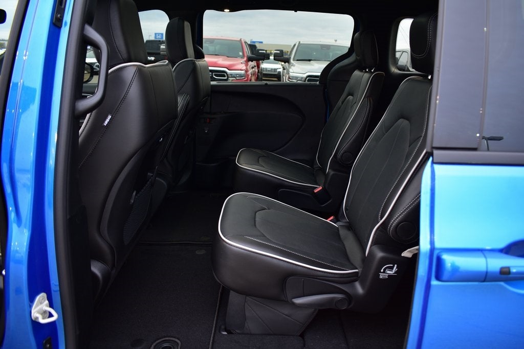 2026 Chrysler Pacifica Limited S