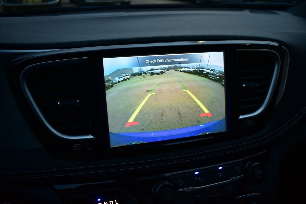 2026 Chrysler Pacifica Limited S