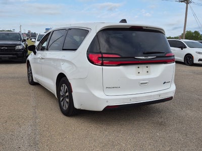 2024 Chrysler Pacifica Hybrid Select