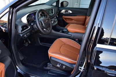 2026 Chrysler Pacifica Pinnacle AWD