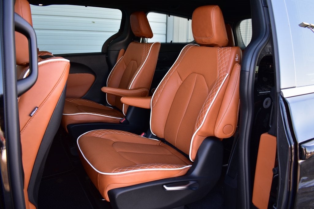 2026 Chrysler Pacifica Pinnacle AWD