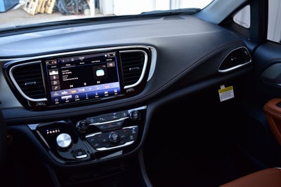 2026 Chrysler Pacifica Pinnacle AWD