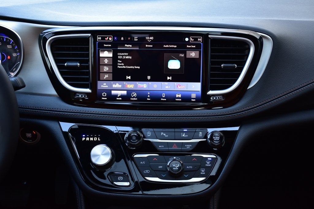 2026 Chrysler Pacifica Pinnacle AWD