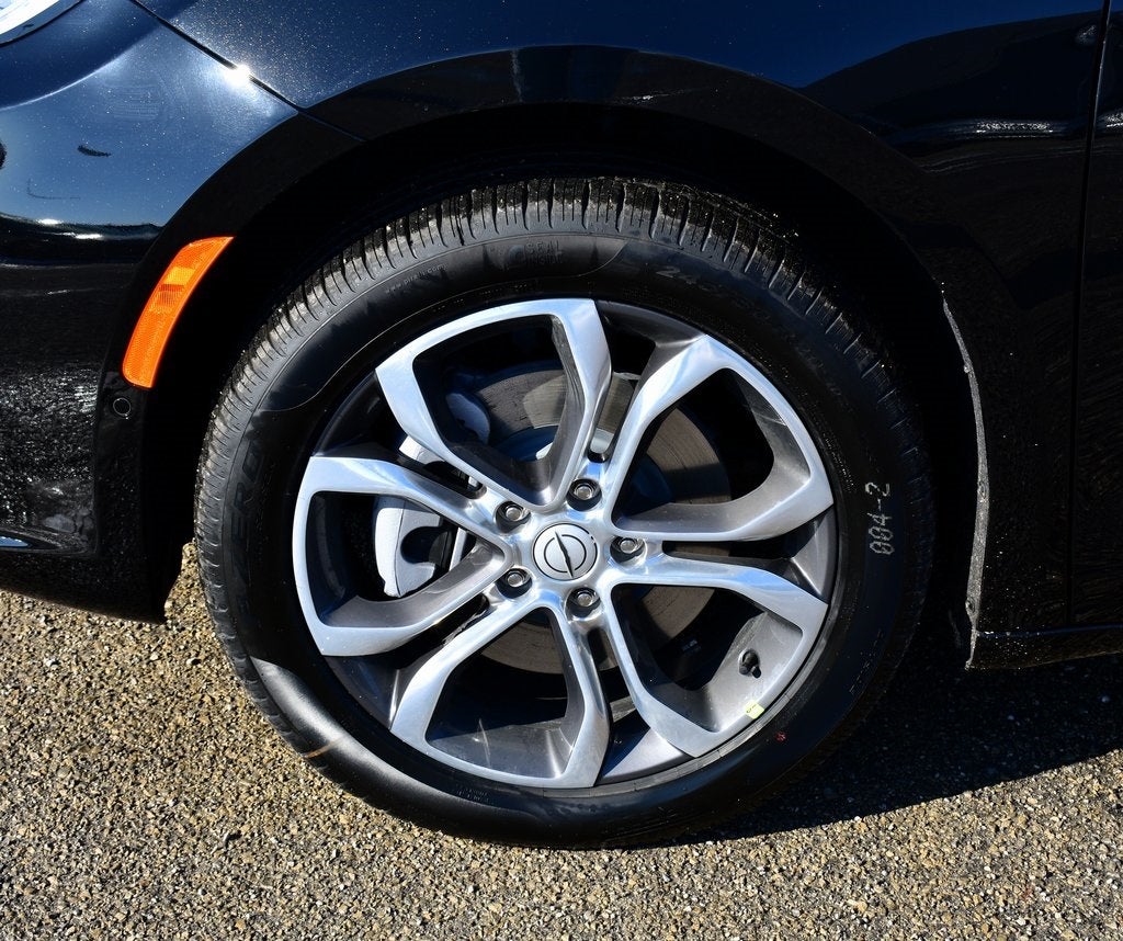 2026 Chrysler Pacifica Pinnacle AWD