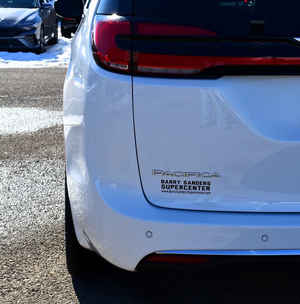 2026 Chrysler Pacifica Pinnacle AWD