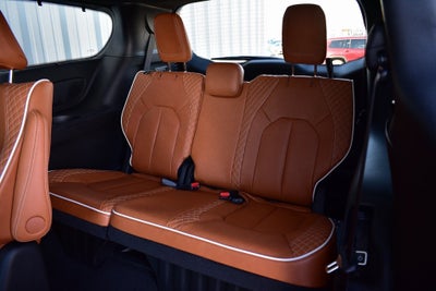 2026 Chrysler Pacifica Pinnacle AWD