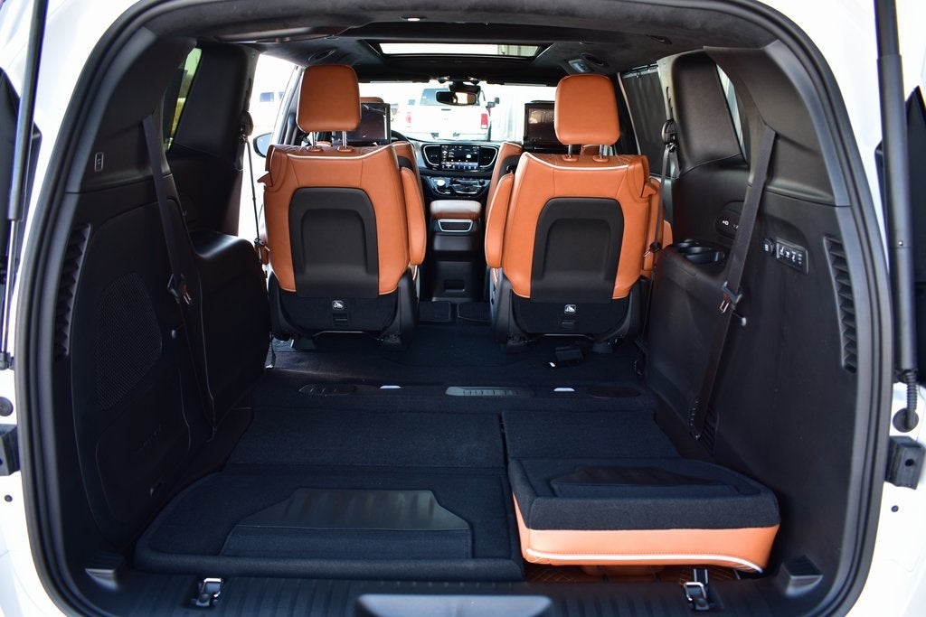 2026 Chrysler Pacifica Pinnacle AWD