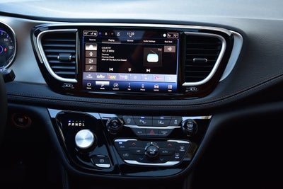 2026 Chrysler Pacifica Pinnacle AWD