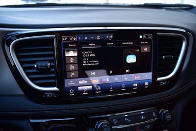 2026 Chrysler Pacifica Pinnacle AWD