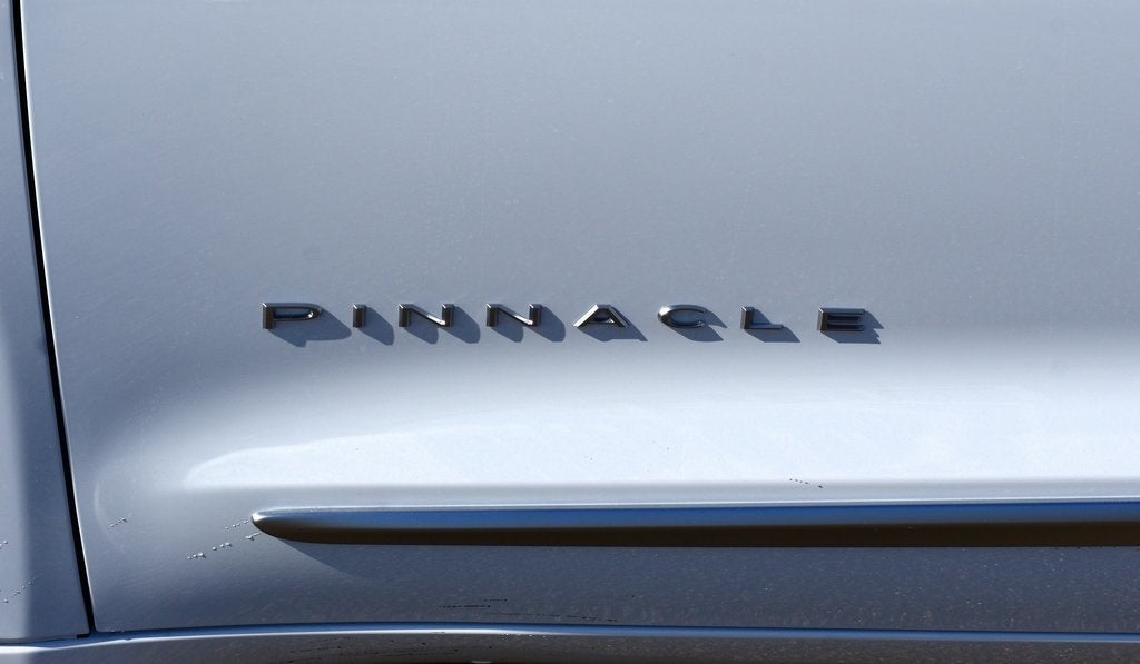 2026 Chrysler Pacifica Pinnacle AWD