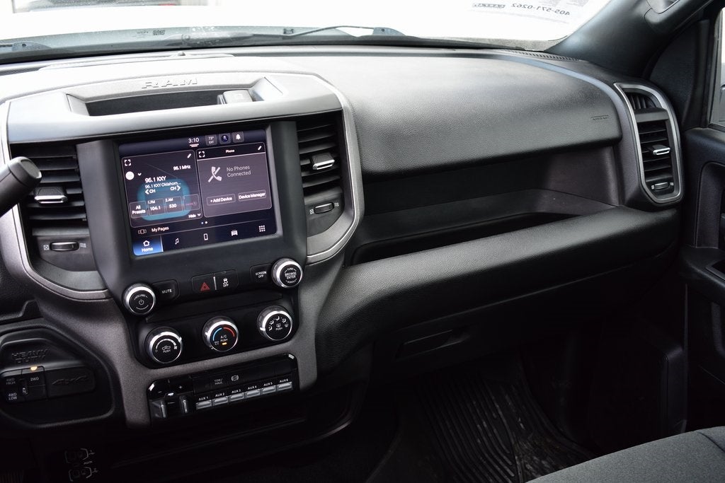 2023 RAM 3500 Tradesman Crew Cab 4x4 SRW