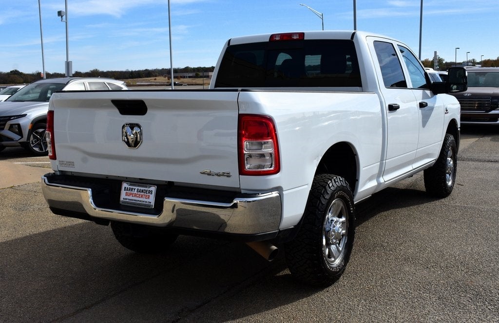 2023 RAM 3500 Tradesman Crew Cab 4x4 SRW