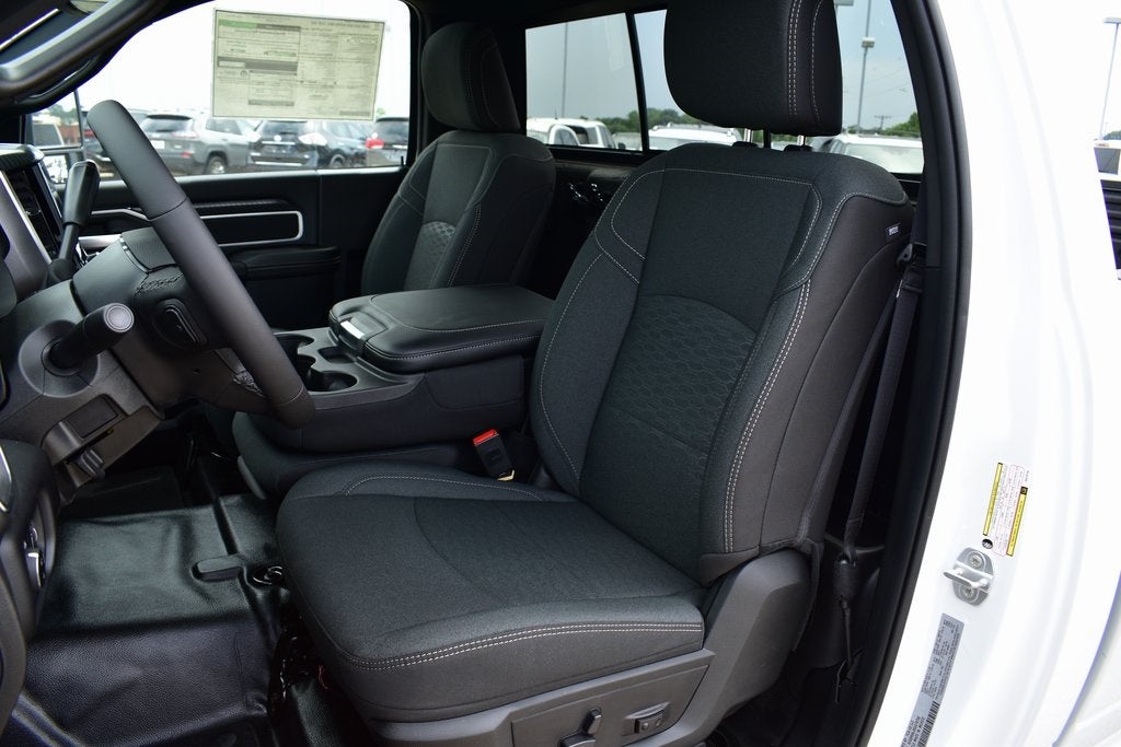 2025 RAM 2500 Big Horn Regular Cab 4x4 8' Long Box