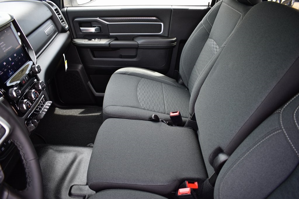 2025 RAM 2500 Big Horn Regular Cab 4x4 8' Long Box