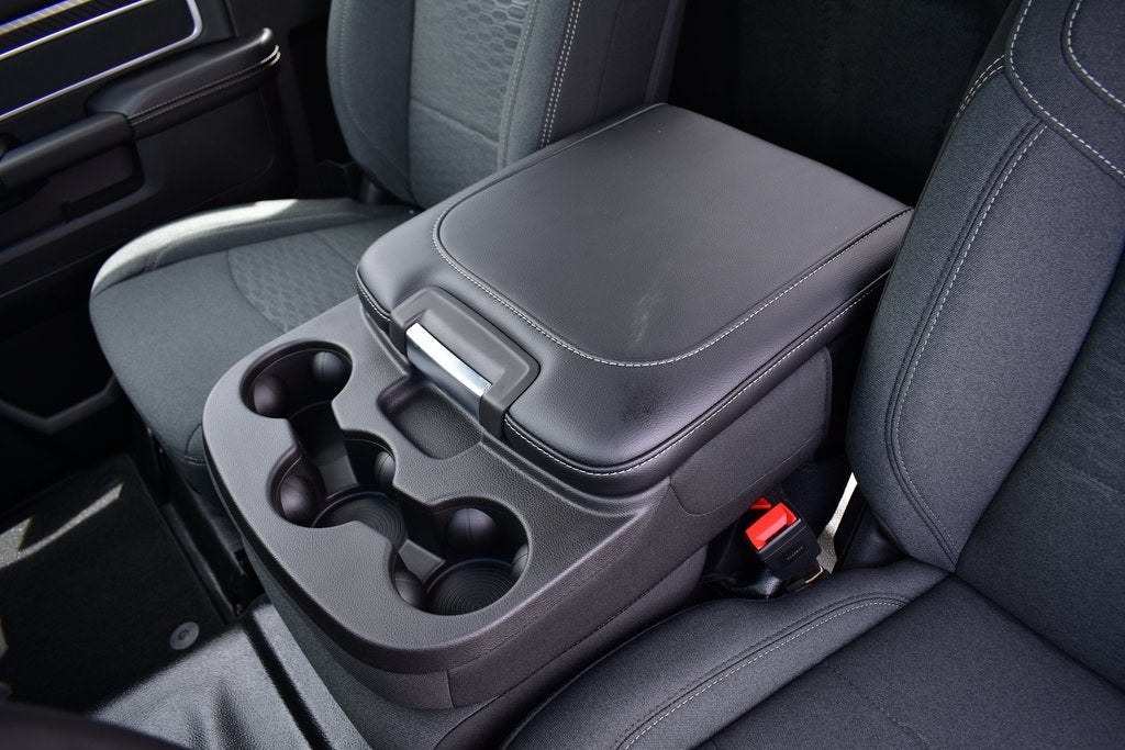 2025 RAM 2500 Big Horn Regular Cab 4x4 8' Long Box