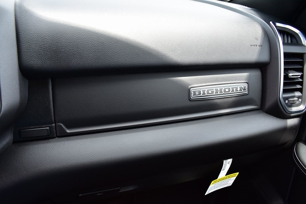 2025 RAM 2500 Big Horn Regular Cab 4x4 8' Long Box