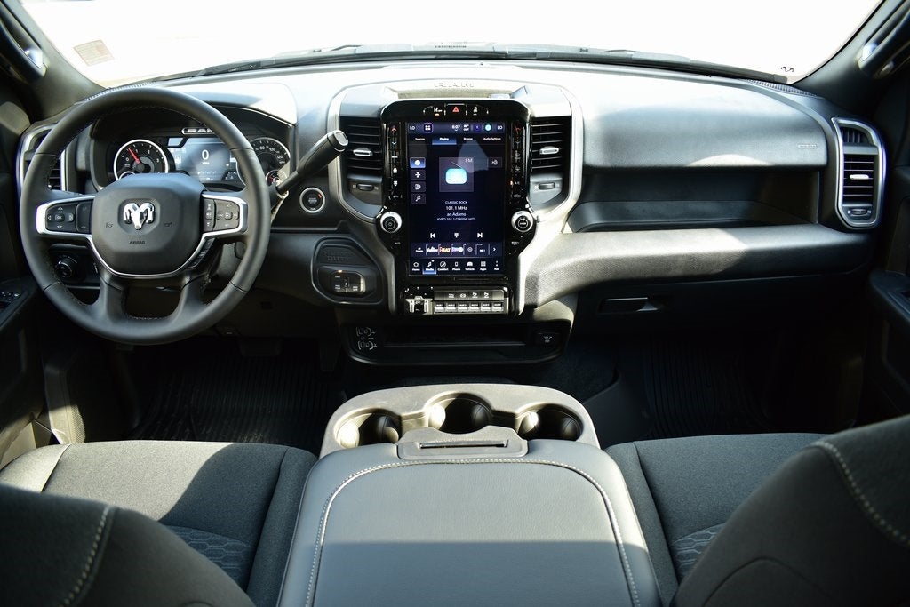 2025 RAM 2500 Tradesman Crew Cab 4x4 6'4" Box