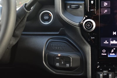 2025 RAM 2500 Tradesman Crew Cab 4x4 6'4" Box