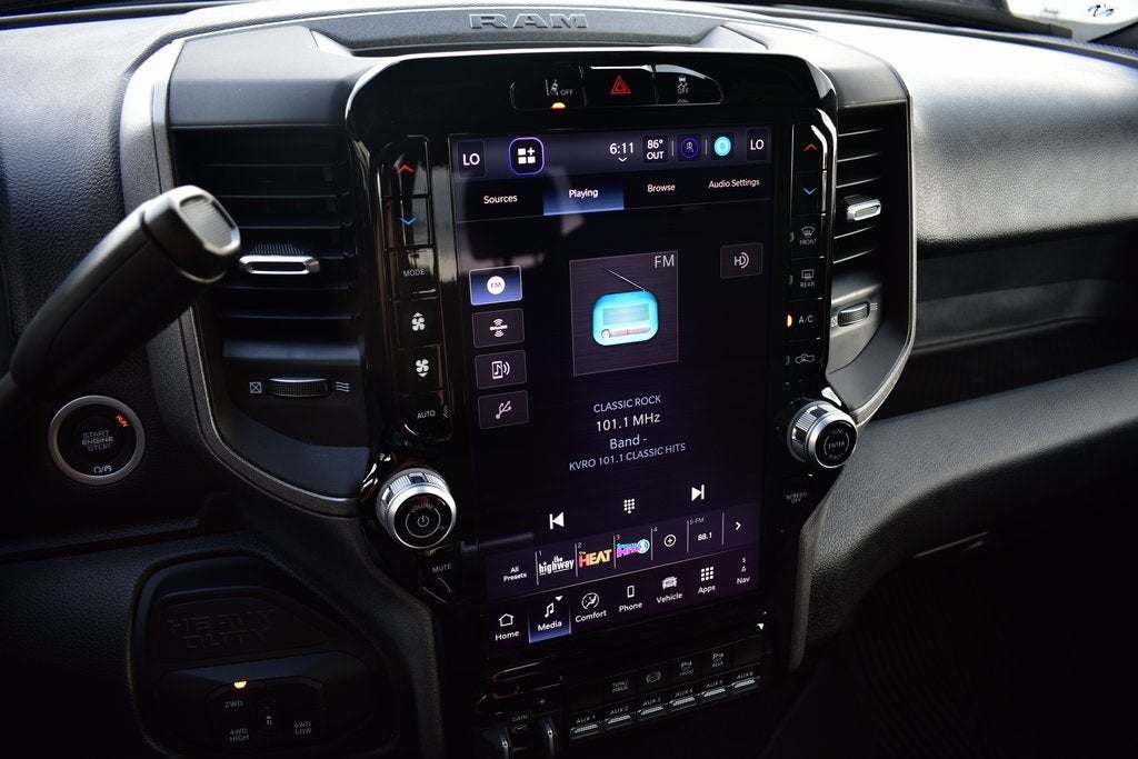 2025 RAM 2500 Tradesman Crew Cab 4x4 6'4" Box