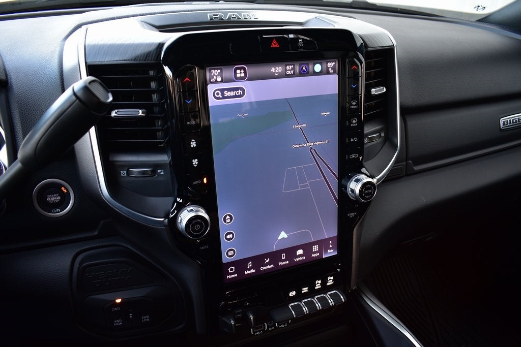 2026 RAM 2500 Big Horn Crew Cab 4x4 Night Edition