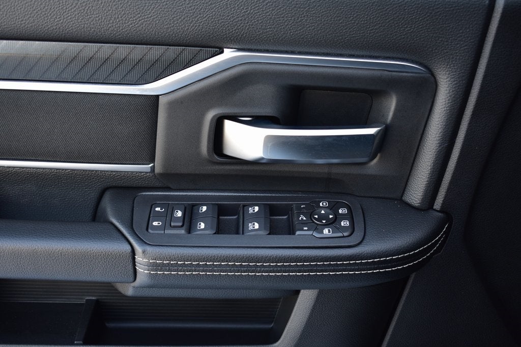 2026 RAM 2500 Big Horn Crew Cab 4x4 Night Edition