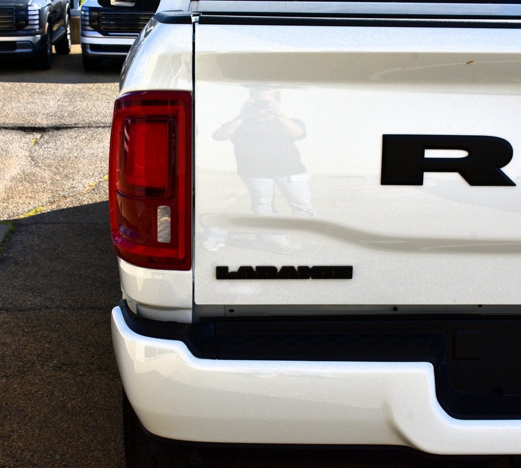 2026 RAM 2500 Laramie Night Crew Cab 4x4 6'4" Box