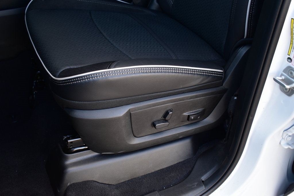 2026 RAM 2500 Laramie Night Crew Cab 4x4 6'4" Box