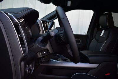 2026 RAM 2500 Laramie Night Crew Cab 4x4 6'4" Box