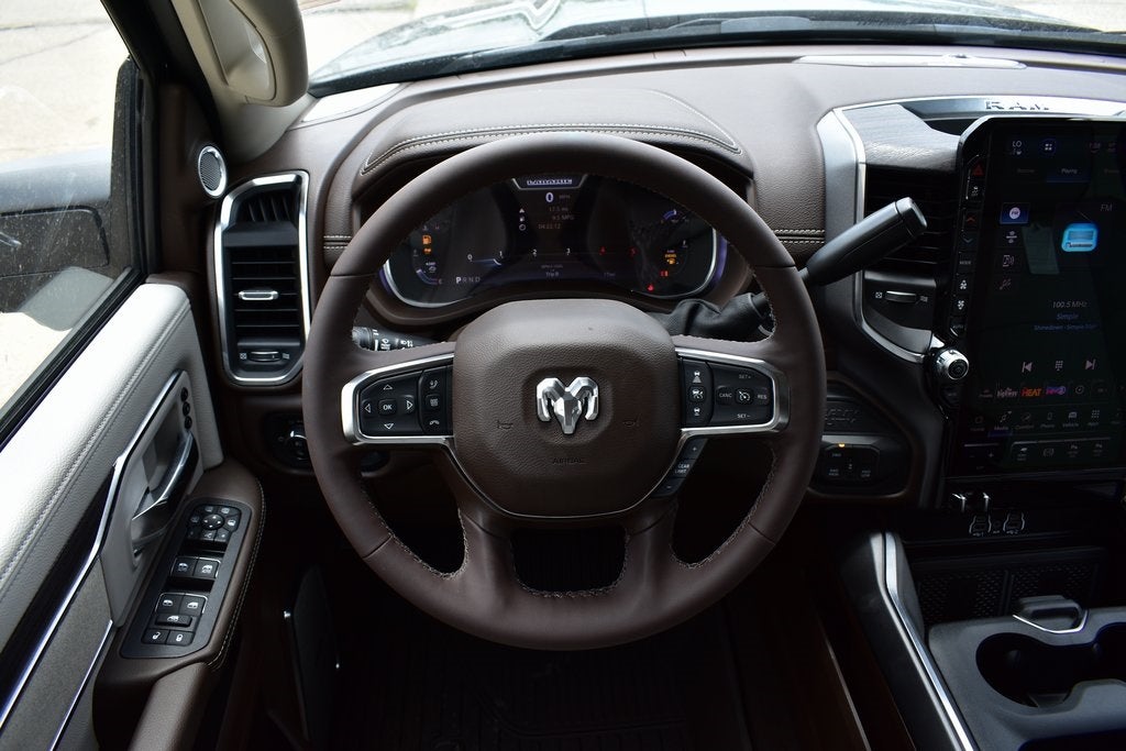 2025 RAM 2500 Laramie Crew Cab 4x4 8' Long Box