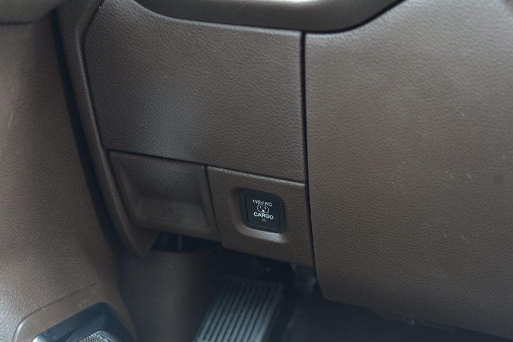 2025 RAM 2500 Laramie Crew Cab 4x4 8' Long Box