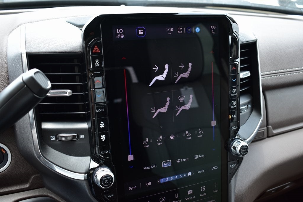 2025 RAM 2500 Laramie Crew Cab 4x4 8' Long Box