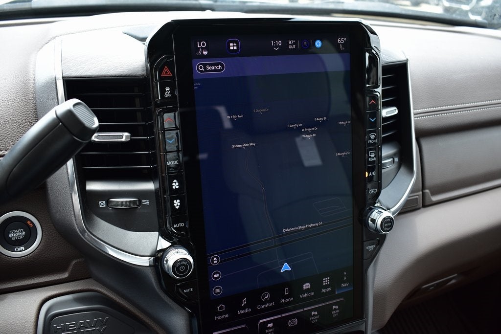 2025 RAM 2500 Laramie Crew Cab 4x4 8' Long Box