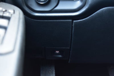 2026 RAM 3500 Tradesman Crew Cab 4x4 Long Box DRW