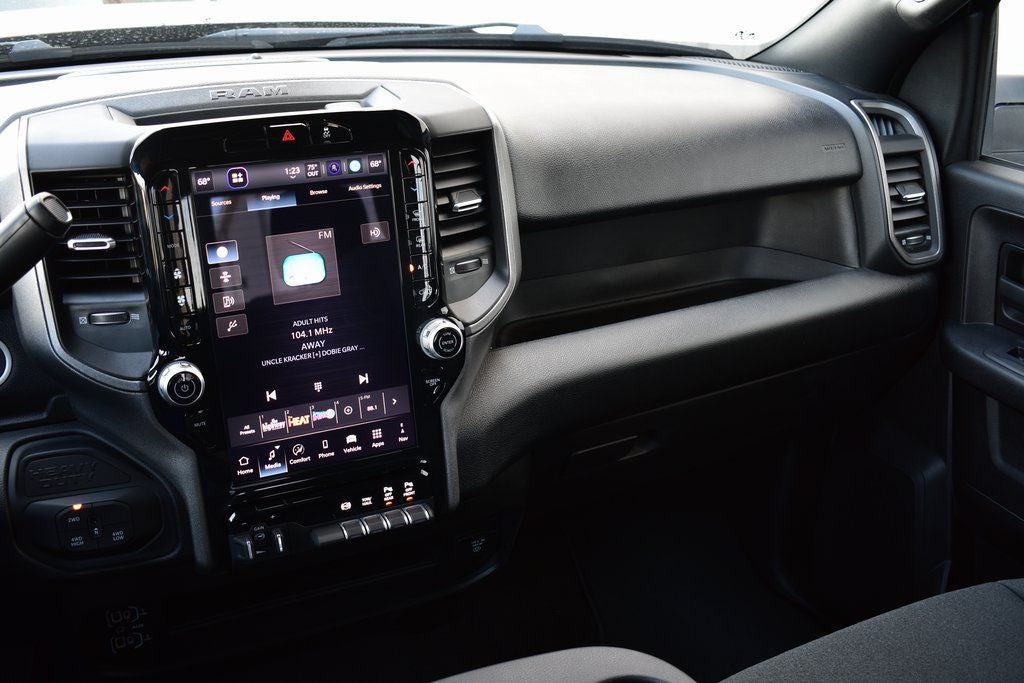 2026 RAM 3500 Tradesman Crew Cab 4x4 Long Box DRW