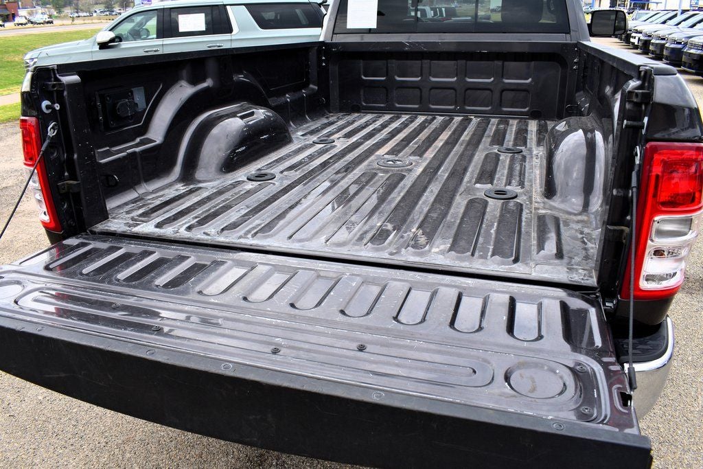 2022 RAM 2500 Tradesman Reg Cab Long Box 4x4