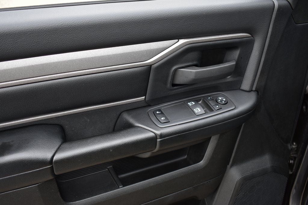 2022 RAM 2500 Tradesman Reg Cab Long Box 4x4