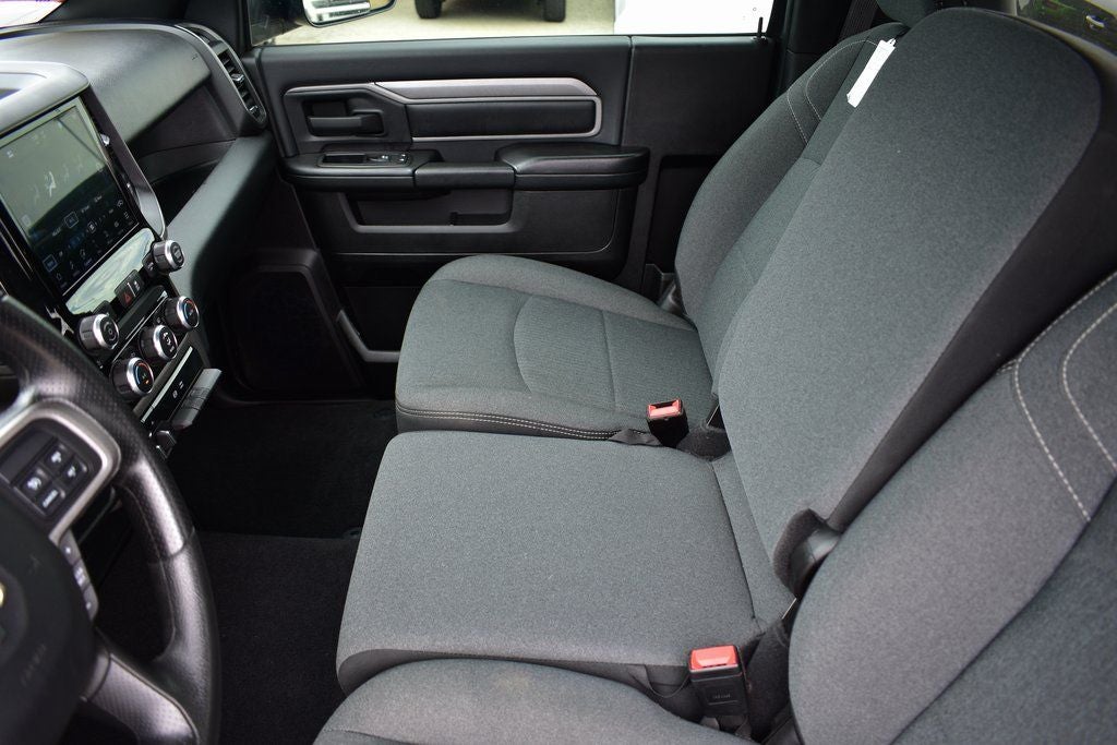 2022 RAM 2500 Tradesman Reg Cab Long Box 4x4