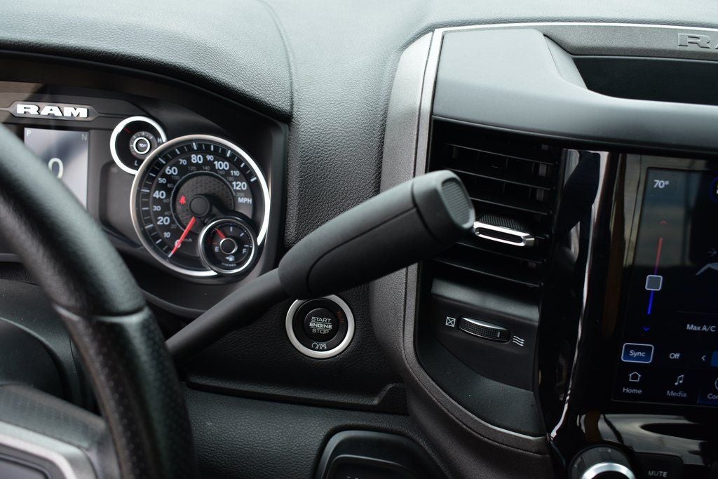 2022 RAM 2500 Tradesman Reg Cab Long Box 4x4