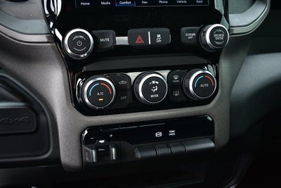 2022 RAM 2500 Tradesman Reg Cab Long Box 4x4