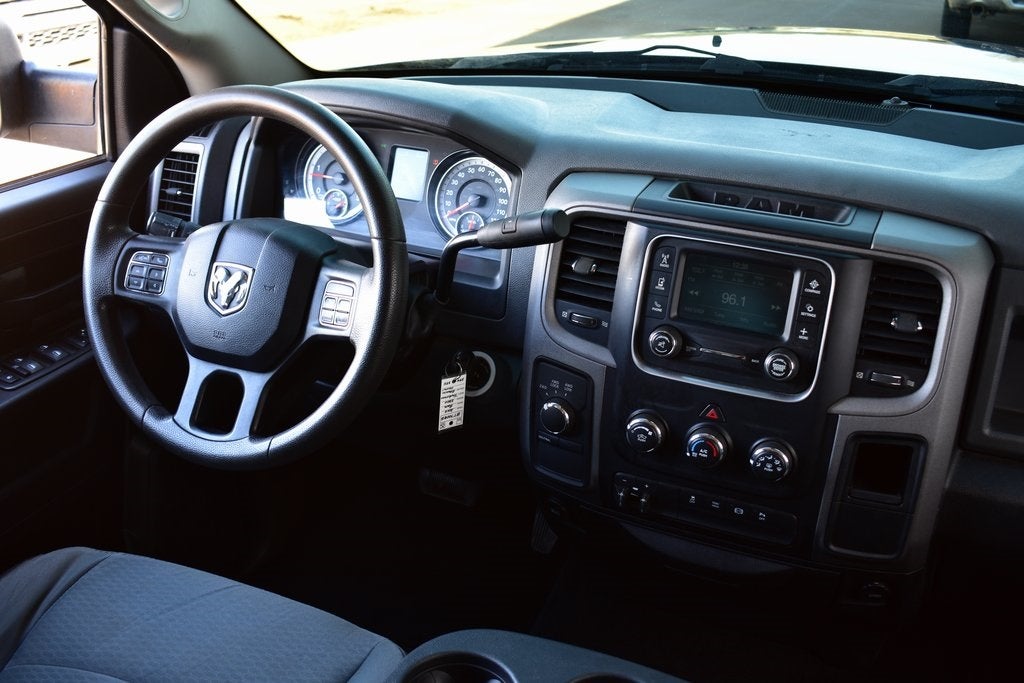 2015 RAM 2500 Tradesman Crew Cab 4x4