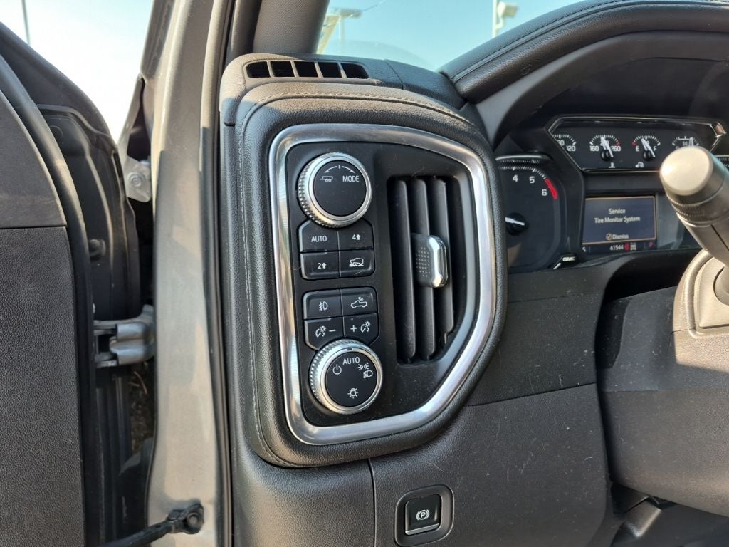 2022 GMC Sierra 1500 Limited Elevation Crew Cab 4x4 w/2.7L Turbo