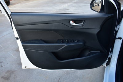 2020 Hyundai Accent SE