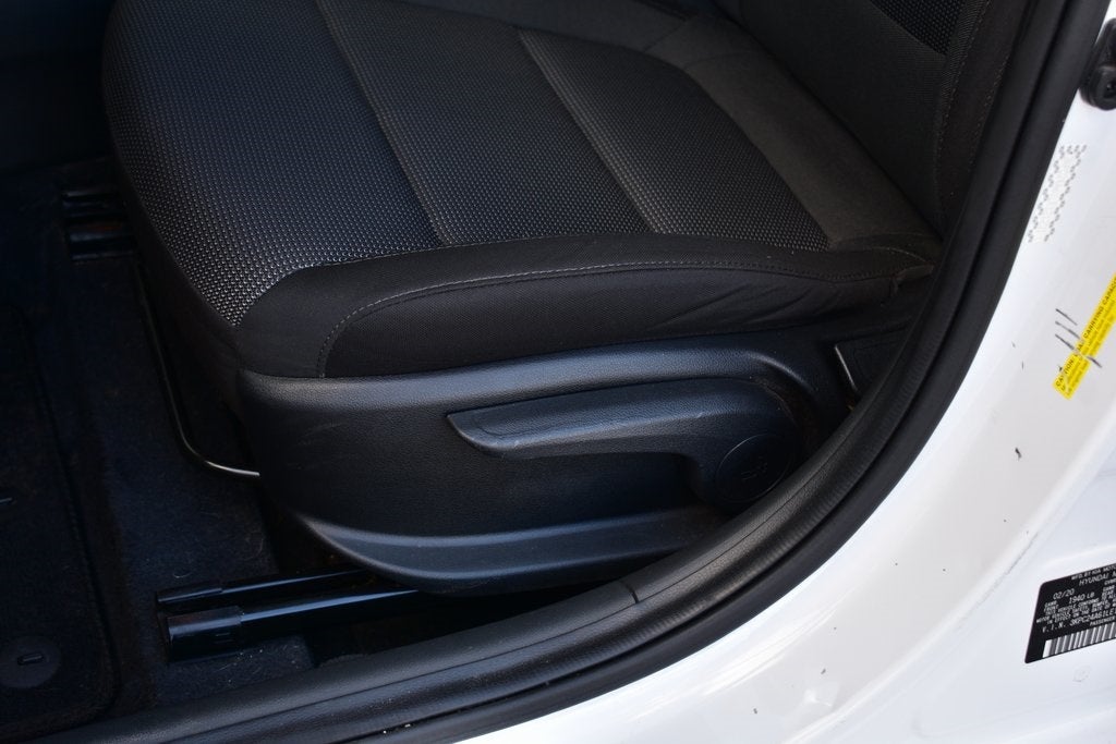 2020 Hyundai Accent SE