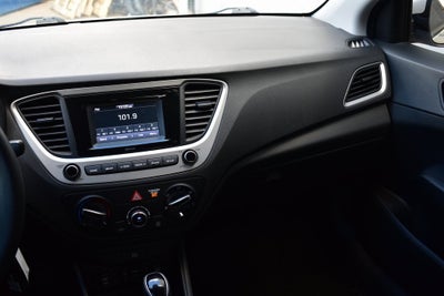 2020 Hyundai Accent SE