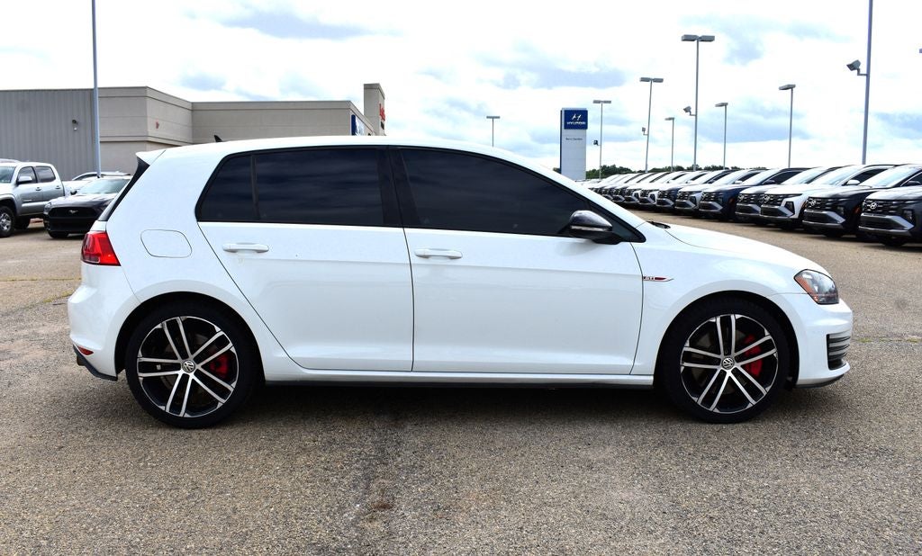 2017 Volkswagen Golf GTI Sport