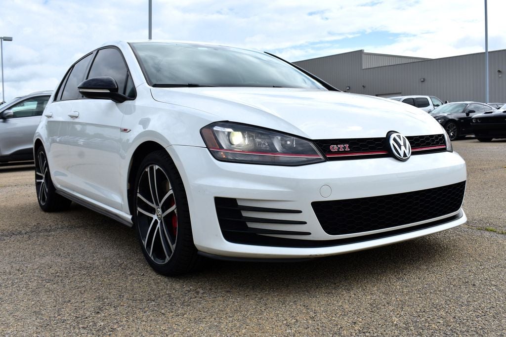2017 Volkswagen Golf GTI Sport